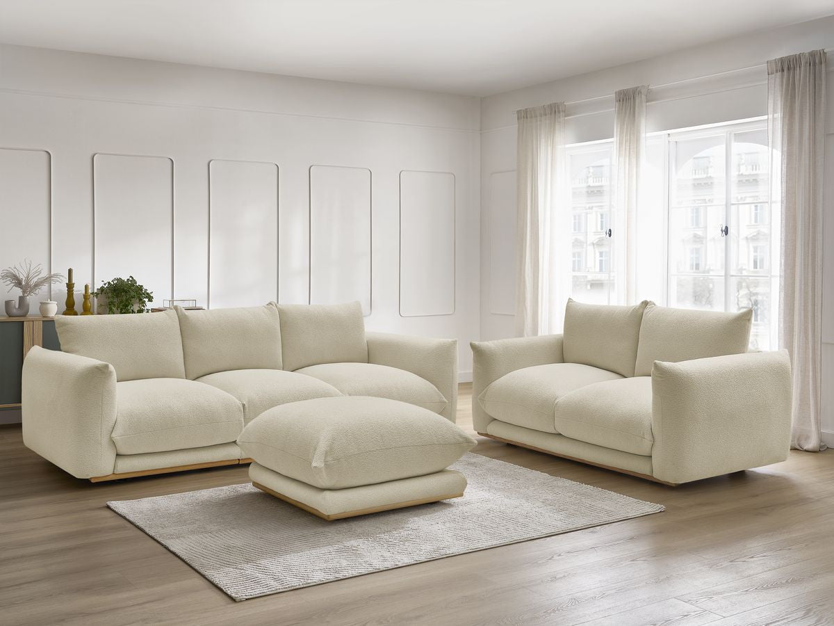 Sofagruppe 3 + 2 seter ERNEST i bouclé-stoff med puff