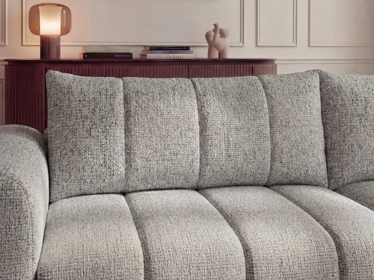 Hjørnesofa NESTY i melert stoff med puff