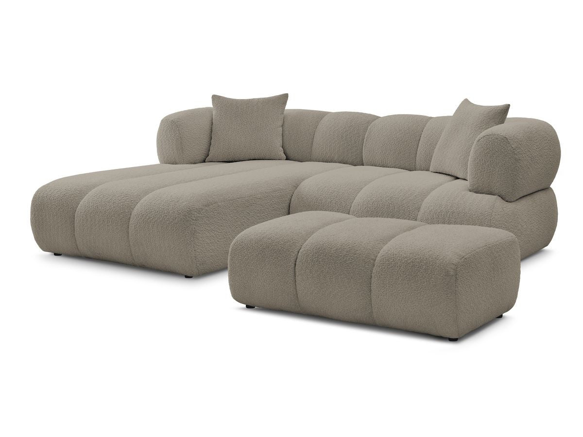 Hjørnesofa PAMIRA i bouclé-stoff med puff