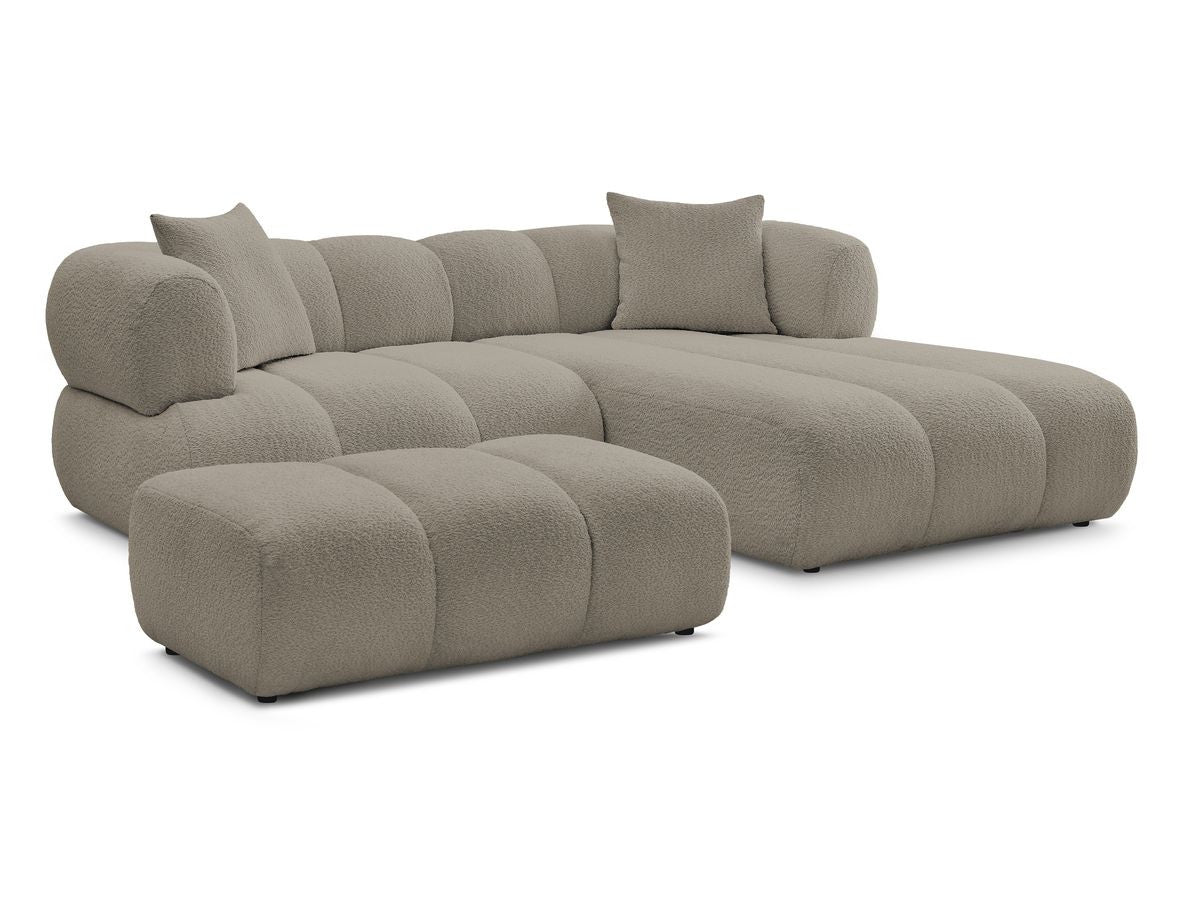Hjørnesofa PAMIRA i bouclé-stoff med puff