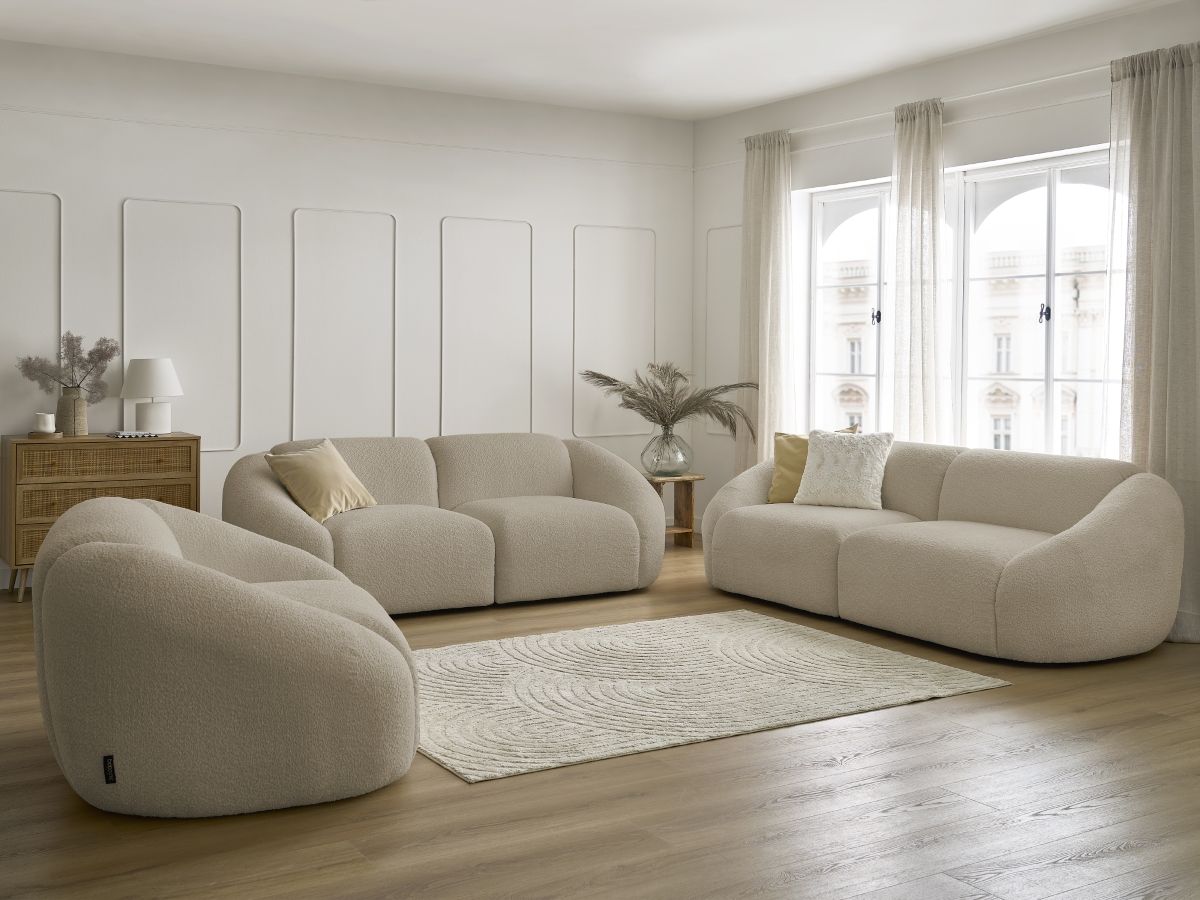 Sofagruppe 3 + 2 seter + lenestol TINA i bouclé-stoff
