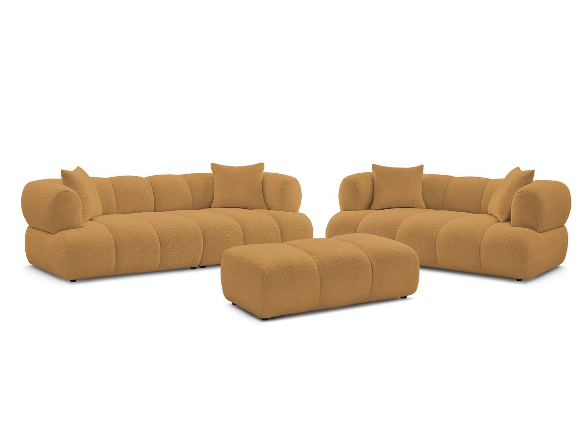 Sofagruppe 3 + 2 seter PAMIRA i bouclé-stoff med puff