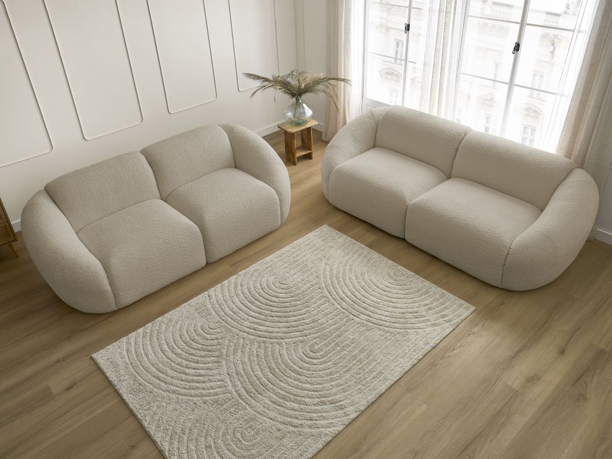 Sofagruppe 3 + 2 seter TINA i bouclé-stoff